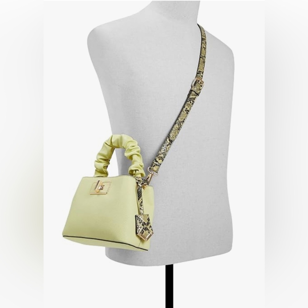 NWT Aldo Snakie Top Handle / Crossbody Bag in Celery - Picture 4 of 4